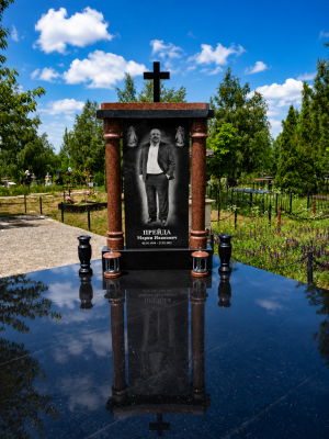 Monument Funerar VIP din Granit Negru – Design Exclusiv Premium