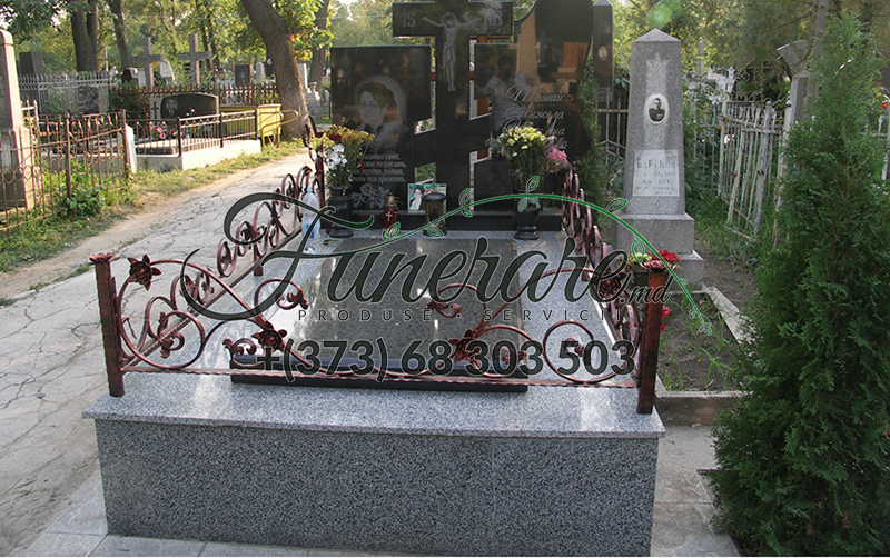 Gard din metal forjat pentru cimitir 0359